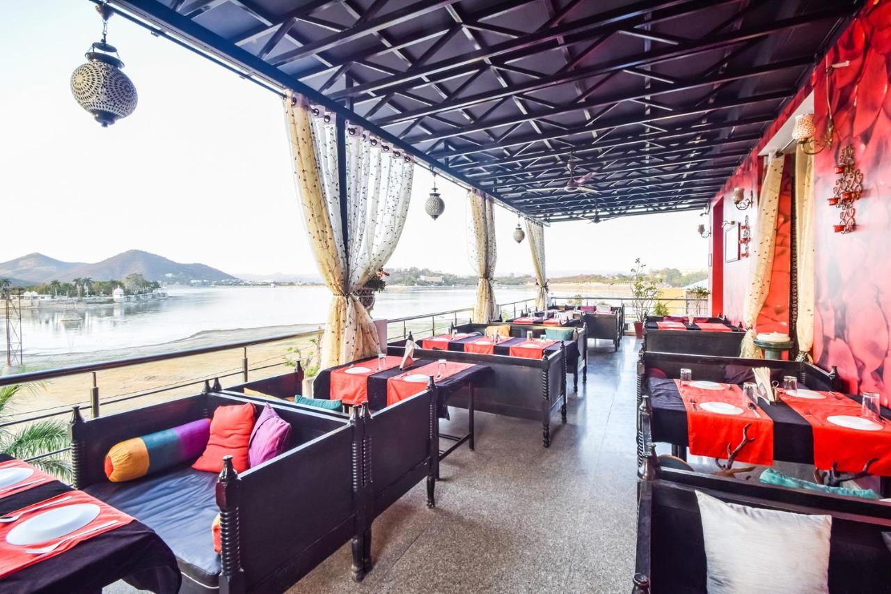 Fabhotel Everest International Udaipur Exterior foto